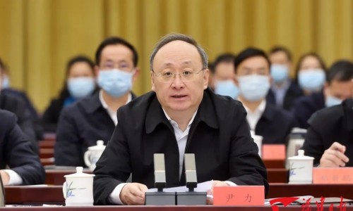 【脸上长痘痘红色白色脓包】脸上长红豆冒白点 - 脸上的红白色豆是不是水痘网